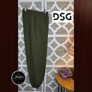 DSG Women's Army Green Lightweight High Rise Cargo Joggers Size M